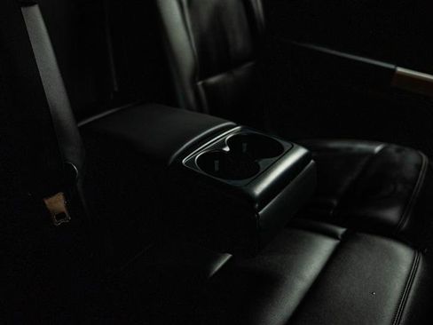 Used 2023 Ford Explorer XLT w/ Equipment Group 202A image 14