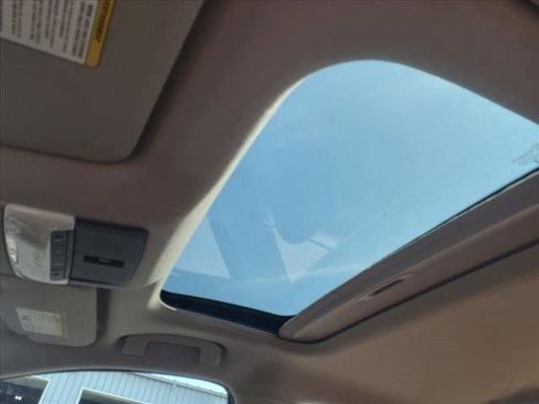 New 2025 Nissan Sentra SV w/ SV Premium Package image 14