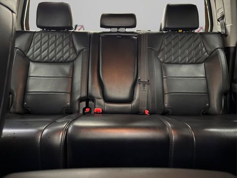 Used 2017 Toyota Tundra Platinum image 18