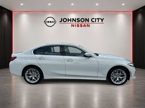 Used 2025 BMW 330i xDrive Sedan AWD/4WD image 3