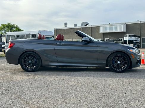 Used 2016 BMW M235i Convertible RWD image 15
