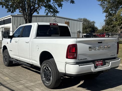Used 2025 RAM 2500 Laramie image 8