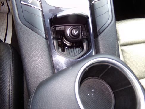 Used 2014 Porsche Panamera S image 64