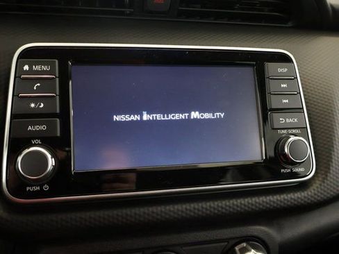 New 2025 Nissan Kicks Play S image 19