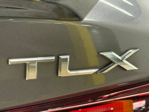 Used 2018 Acura TLX V6 w/ Technology & A-SPEC Pkg AWD/4WD image 16