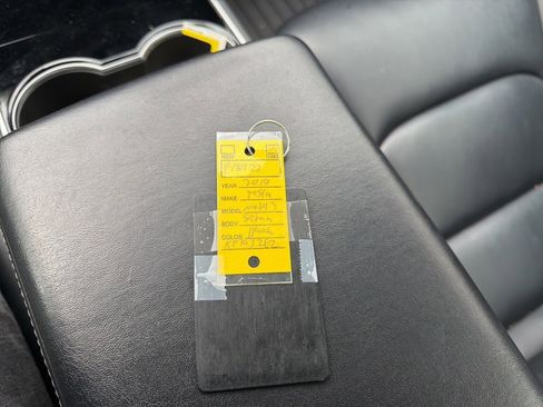 Used 2019 Tesla Model 3 Mid Range image 25