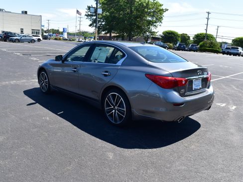 Used 2015 INFINITI Q50 Premium w/ Navigation Package AWD/4WD image 4