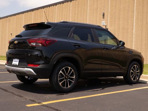 New 2026 Chevrolet TrailBlazer LT w/ Convenience Package image 7