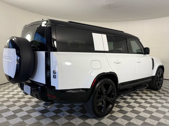 New 2026 Land Rover Defender 130 V8 AWD/4WD image 6