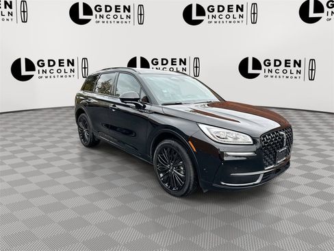 Certified 2023 Lincoln Corsair Reserve w/ Equipment Group 201A image 2