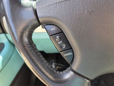 Used 2002 Ford Thunderbird image 28