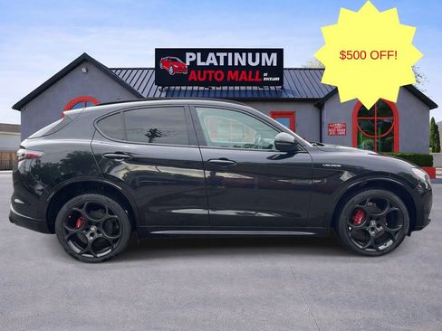 Used 2024 Alfa Romeo Stelvio Veloce AWD/4WD image 5