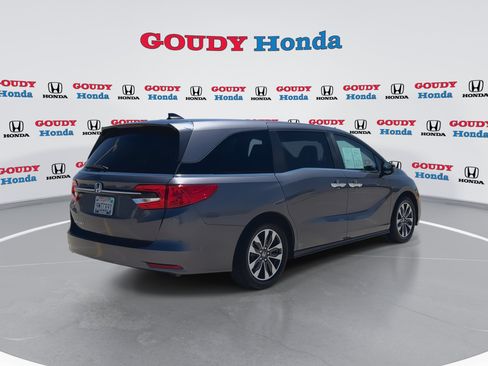 Certified 2024 Honda Odyssey EX-L image 8