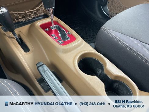 Used 2014 Jeep Wrangler Unlimited Sahara AWD/4WD image 29