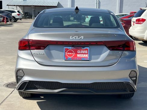 Used 2023 Kia Forte LXS image 8