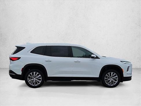 Used 2026 Buick Enclave Preferred FWD image 4