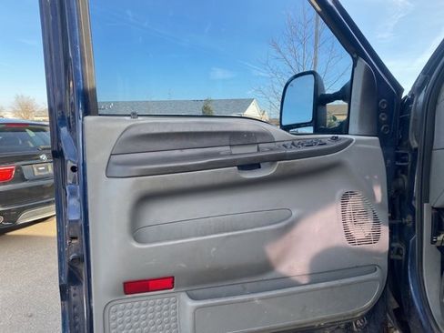 Used 2004 Ford F250 4x4 Crew Cab Super Duty image 5