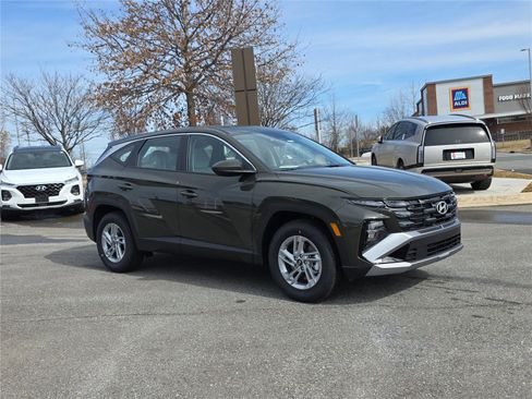 New 2026 Hyundai Tucson SE image 2