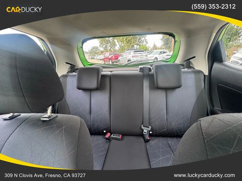 Used 2011 MAZDA MAZDA2 Sport image 17