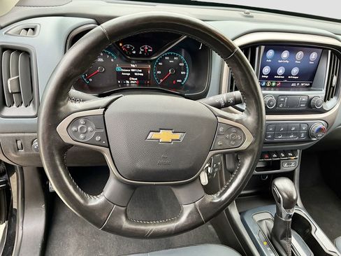 Used 2022 Chevrolet Colorado Z71 image 11