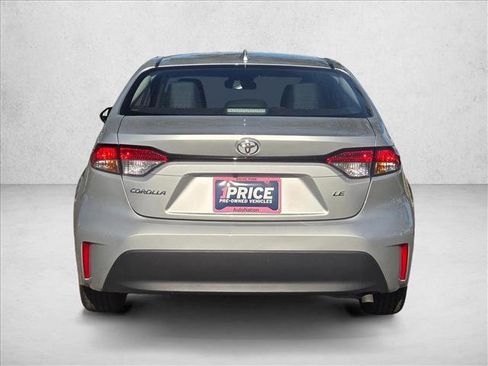 Used 2025 Toyota Corolla LE image 7