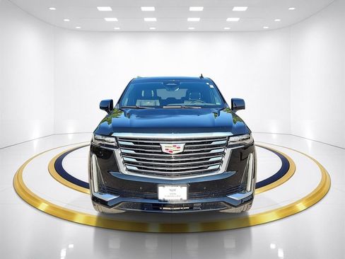 Used 2021 Cadillac Escalade Premium Luxury Platinum AWD/4WD image 2