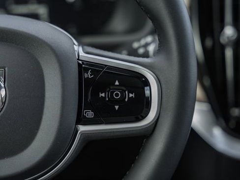 New 2026 Volvo XC90 T8 Plus w/ Protection Package Premier image 28