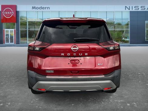 Certified 2022 Nissan Rogue SV FWD image 6