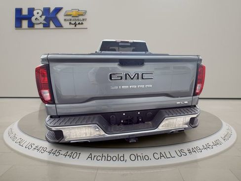 Used 2024 GMC Sierra 1500 SLE w/ Preferred Package image 5