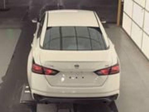 Used 2019 Nissan Altima 2.5 SR FWD image 5