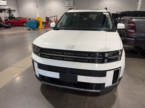 Used 2024 Hyundai Santa Fe Limited image 7
