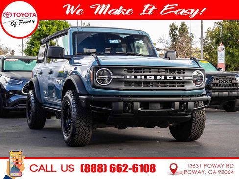 Used 2021 Ford Bronco Black Diamond image 1