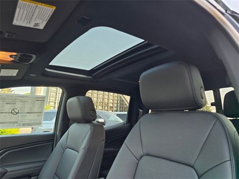 New 2025 GMC Canyon Elevation w/ Convenience Package image 22