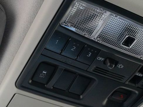 Used 2024 Toyota 4Runner Limited RWD image 28
