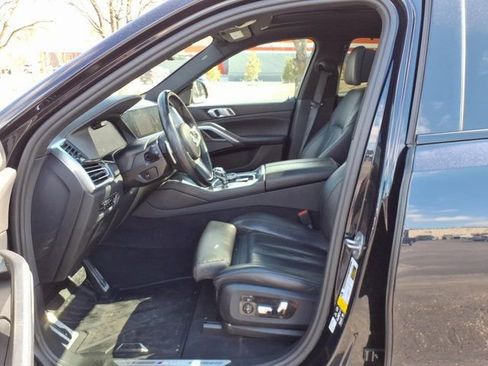 Used 2023 BMW X6 M50i w/ Executive Package image 4