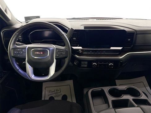 Used 2024 GMC Sierra 2500 SLE image 20