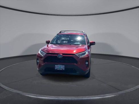 Certified 2020 Toyota RAV4 XLE w/ XLE Grade Weather Package AWD/4WD image 3