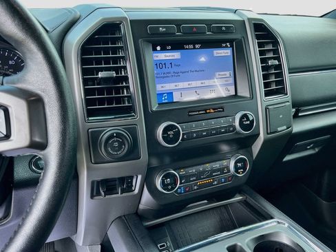 Used 2019 Ford Expedition XLT w/ Equipment Group 202A RWD image 14