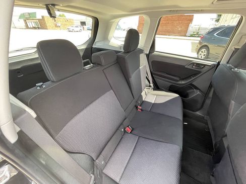 Used 2015 Subaru Forester 2.5i Premium w/ All-Weather Package AWD/4WD image 34
