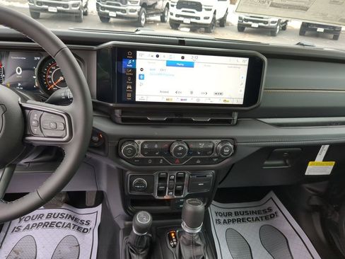 New 2026 Jeep Gladiator Sport image 16