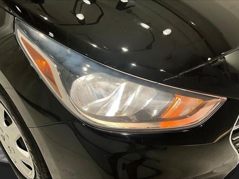 Used 2020 Hyundai Accent SE FWD image 29