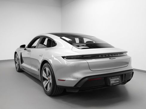 Certified 2023 Porsche Taycan image 3