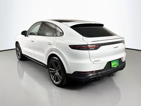 Used 2023 Porsche Cayenne Platinum Edition AWD/4WD image 7