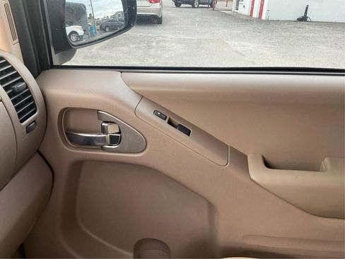 Used 2018 Nissan Frontier SV w/ Value Truck Package image 18