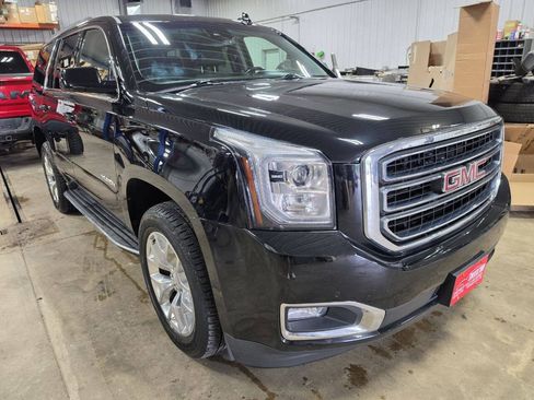 Used 2017 GMC Yukon SLT w/ Open Road Package AWD/4WD image 1