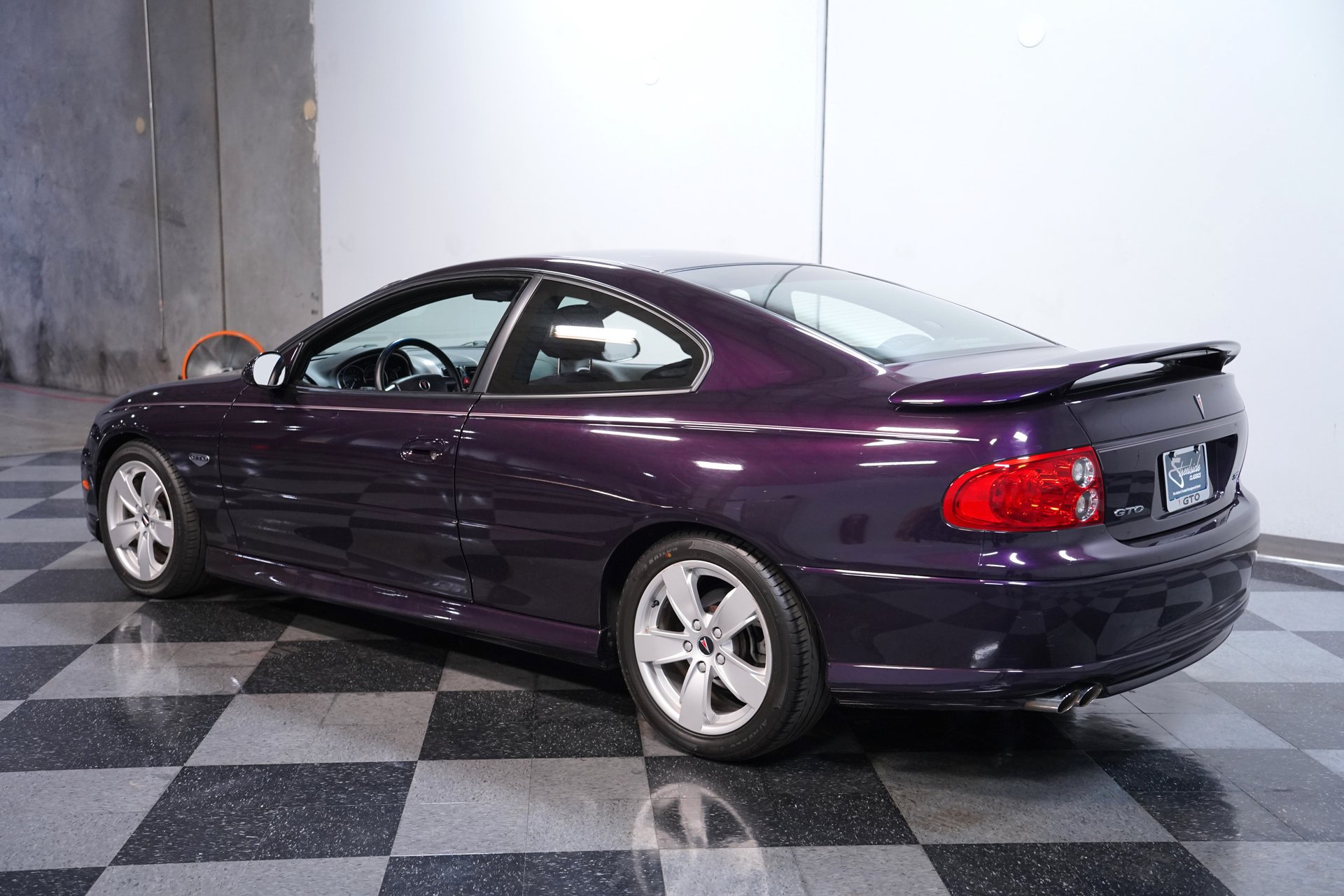 Used 2004 Pontiac GTO RWD image 7