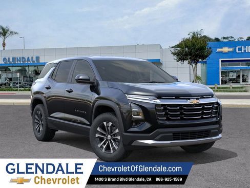 New 2026 Chevrolet Equinox LT w/ Safety and Technology Package FWD image 7