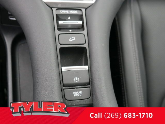 Used 2024 Honda HR-V EX-L image 30