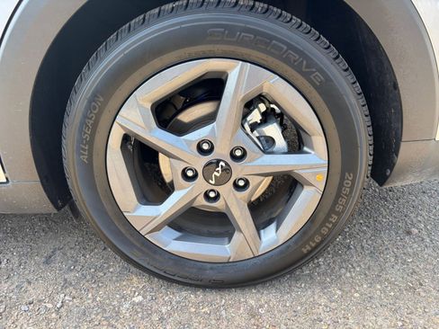 Used 2025 Kia K4 FWD image 29