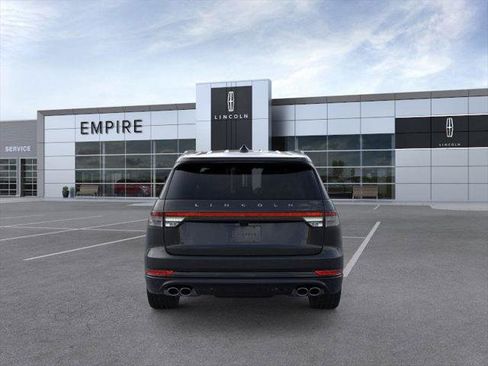New 2025 Lincoln Aviator AWD w/ Jet Appearance Package image 5